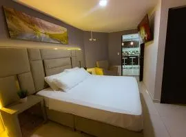 amplio y lujoso apartasuite en el centro