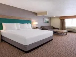 Best Western PLUS Peppertree Airport Inn