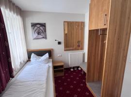 Einzelzimmer 9, hotel em Heidenheim