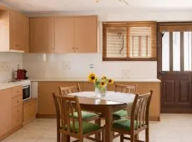 Apartment in Peania (15min from Airport)