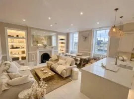 Grand 5-Bed Georgian Residences in Bath Centre with Garden & City Views