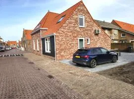 BEAUFORT Bed by the Sea -Adults Only-