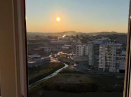 Dvosoban stan na DAN, khách sạn ở Cazin