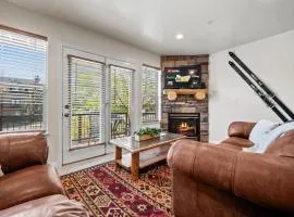 Wild Moose Ski Lodge MH504Near Powder MtnHot Tub