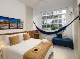 Quarto e sala charmoso com garagem em Copacabana!