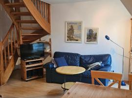 Achtern Diek 12b - Wohnung 6, Hotel in Müggenburg