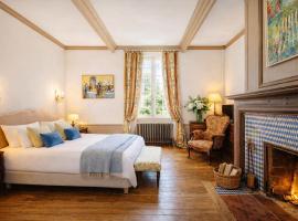 Château Isigny, séjour en famille, enfants & chiens bienvenus, family holidays, children & dogs Welcome, hotel a Isigny-le-Buat