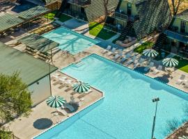 Petit Cowboy, hotel sa New Braunfels