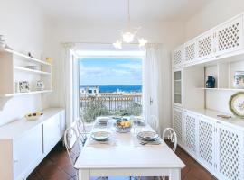 Casa Romano, centro di Forio, Ischia, отель в Искье