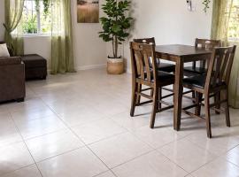 The Colored House, Hotel in Chaguanas