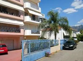 2 Room Appartment Very Close to Kalamata Beach