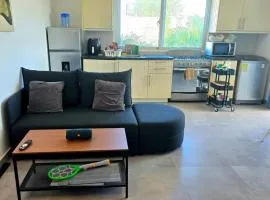 Cosy Apartment with huge pool at 7min of the beach