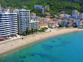 Azure Corner Residence Budva - Seaside Living Apartments