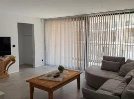 The 996 Business Flat