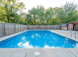Evergreen Acres - Woodland Preserve - Pool - Beach - Family
