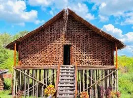 Rumsram Homestay by Rumah Etnik Papua Sorong