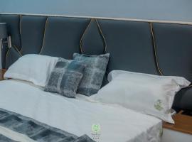 Maghaz Hotel, hotel di Tamale