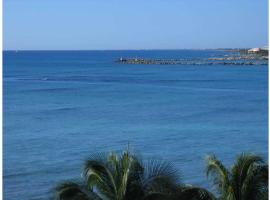 Chac Hal Al Condo C-203 1BR Puerto Aventuras, hotel din Puerto Aventuras