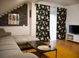 House in Village apartman Jelić, hotel i Topolovac