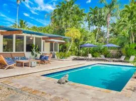 Casa in Tropic Paradise with Pool and BBQ