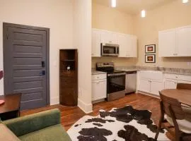 Dtwn Florence Studio half Mi to Regional Med Center