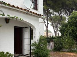 Casa Calma, hotel a L'Escala