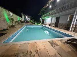 Casa com piscina privativa e praia particular -Iguaba Grande