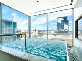 Hi 5 star Adelaide City Luxury Oasis