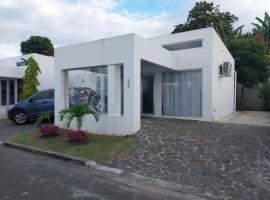 Villa in Ibiza Residence, hotel i Nancito