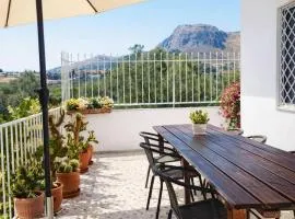 Akrokorinthos View Family House - 3BR - Terrace - Mountain View near Ancient Corinth