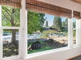 Rustic Cottage with views of the Deschutes River
