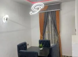 Knock inn luxury apartment