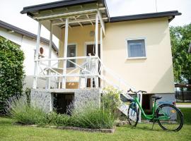 Bungalow im Marina di Cortellazzo Jesolo – hotel w mieście Cortellazzo