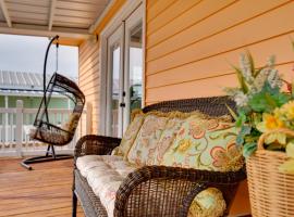 Peaceful Tiny Home Getaway Near Bowie Trade Days, Hotel in Bowie