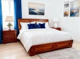 Elegant Suite Room in villa -Private Bath-Pool-5 Star Resort Community-near Disney