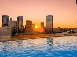 Lobby 33 Andares 2 Recamaras de Lujo – hotel w mieście Guadalajara