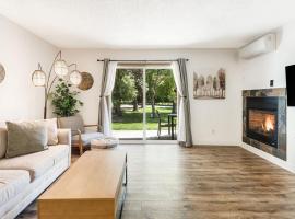 Ground-floor Bend Condo near Pioneer Park, hotel em Bend