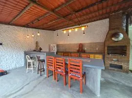 Casa com bangalôs super confortavéis a minutos da praia do Frances