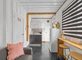 Beachside 1BR Apartment Sleeps 4