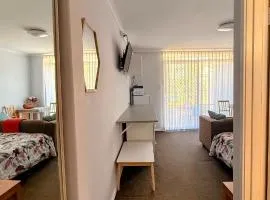 Mandurah Coastal Studio - Pool Outlook