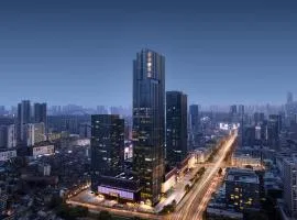 Atour S Hotel Wuhan Panoramic river views from Zhongshan Avenue Jianghan Road Pedestrian Street