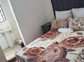 THEMBAGUESTHOUSe, hotell i Benoni