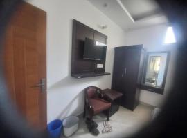 Yashoda hotel, hótel í Kedārnāth