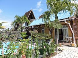 Villa Hibiscus, cottage in Blue Bay