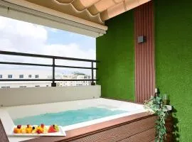 {The~City~Escape} @DowntownSD PrivéJaccuziWiFi