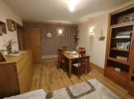 Apartament Valeni