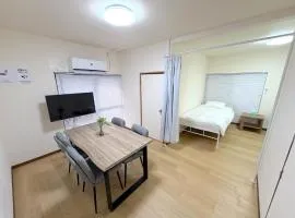 Kamakura area with a traditional atmosphere 4DK apartment for rent Maximum 8 people Easy access to Asakusa and Ueno Long-term stays welcome 3 bedrooms