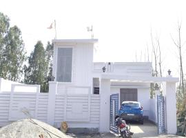 Prakriti Homestay, hotel i Jamania