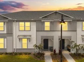 5 Bedrooms 45 Baths Windsor Cay 16146Cc