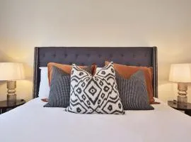 Newly Renovated Parking for 3 Cars Near City